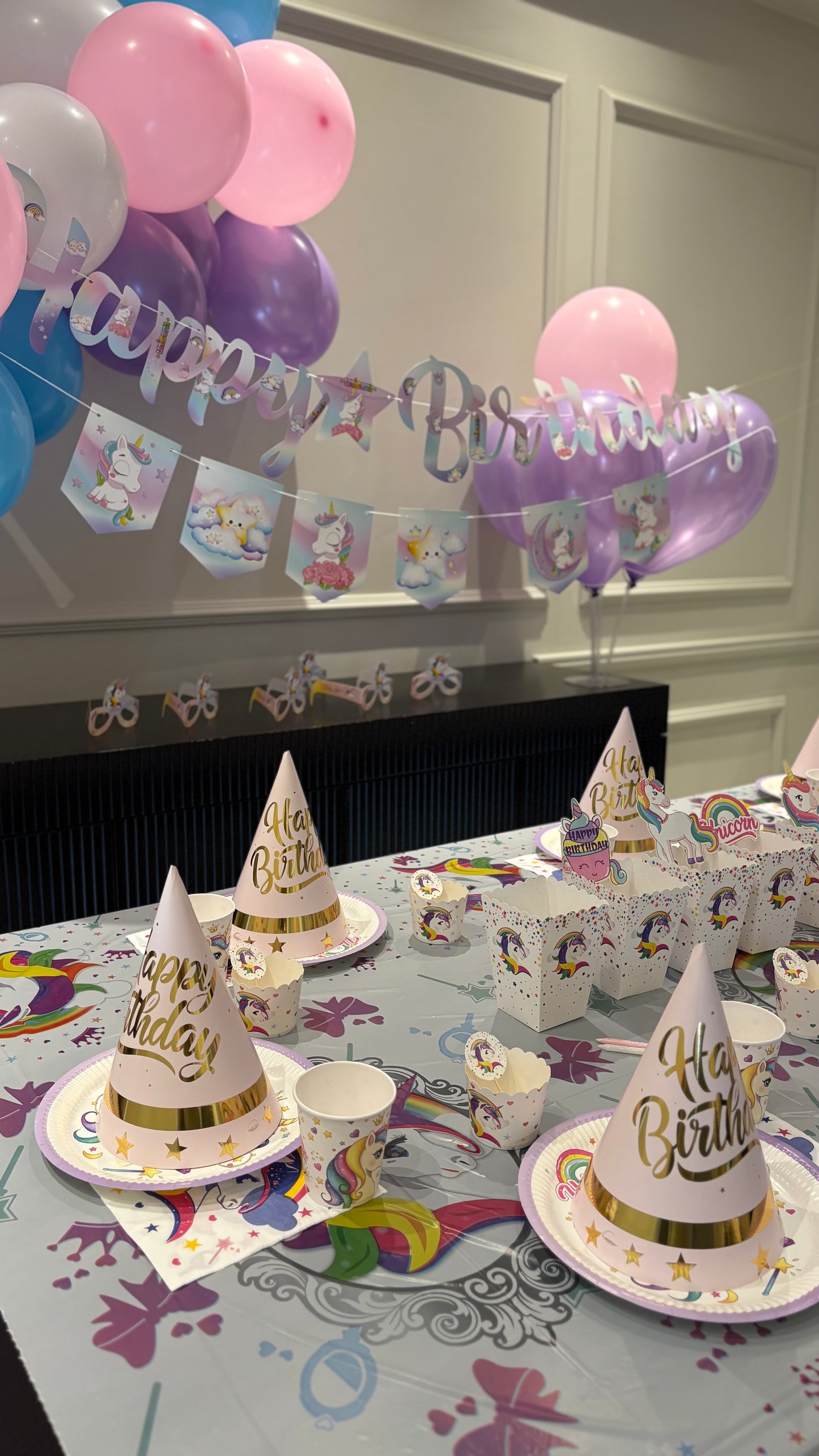 Unicorn Temalı Doğum Günü Parti Seti